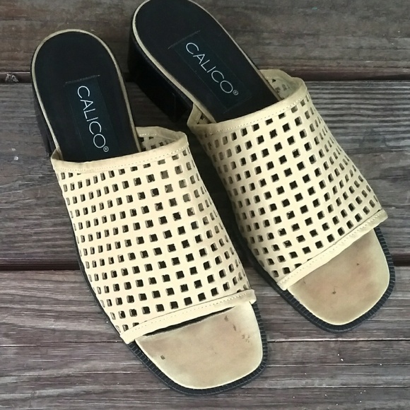 Calico Mules - Picture 1 of 7